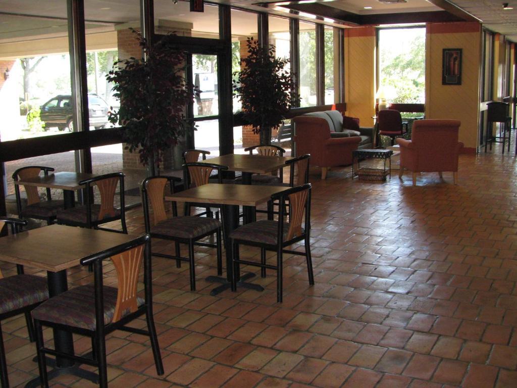 Rest And Relax Inn Pensacola Étterem fotó