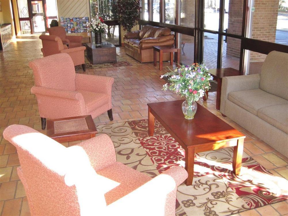 Rest And Relax Inn Pensacola Beltér fotó